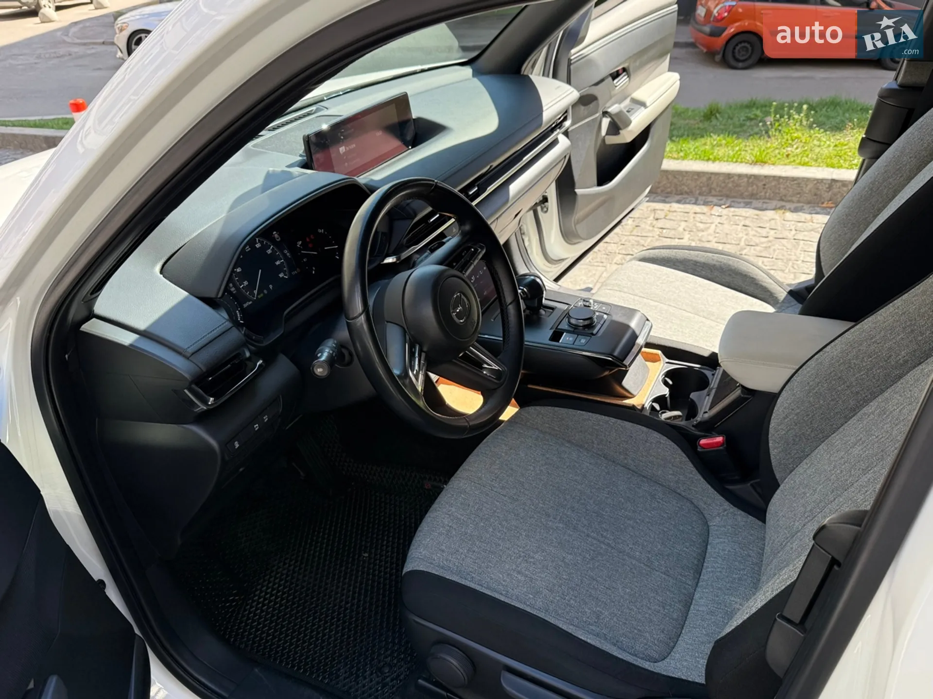2021 Mazda MX-30 - мініатюра 28