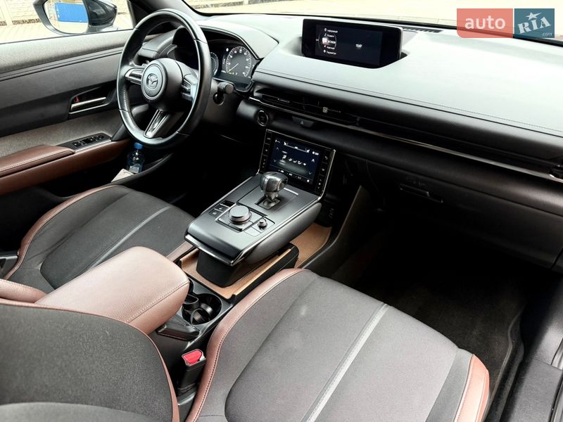 Позашляховик / Кросовер Mazda MX-30 2020 в Ужгороді