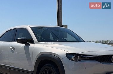 Внедорожник / Кроссовер Mazda MX-30 2020 в Киеве