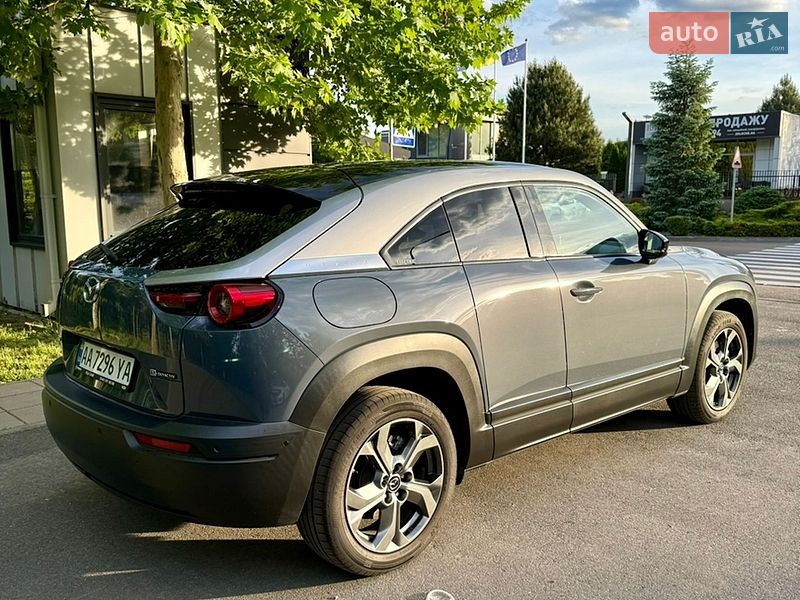 Внедорожник / Кроссовер Mazda MX-30 2021 в Киеве