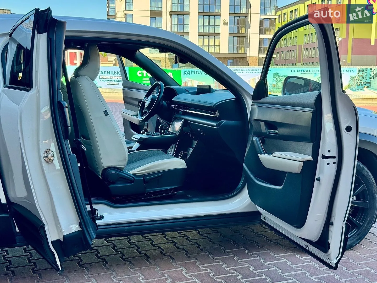 2020 Mazda MX-30 - мініатюра 34