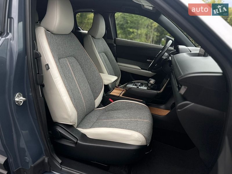 Внедорожник / Кроссовер Mazda MX-30 2021 в Львове