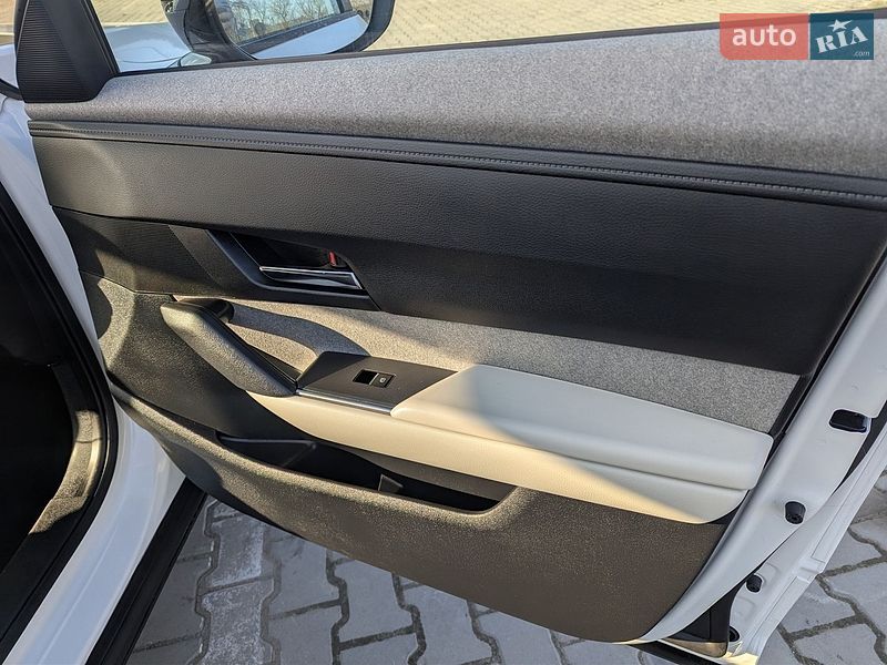 Внедорожник / Кроссовер Mazda MX-30 2021 в Дрогобыче