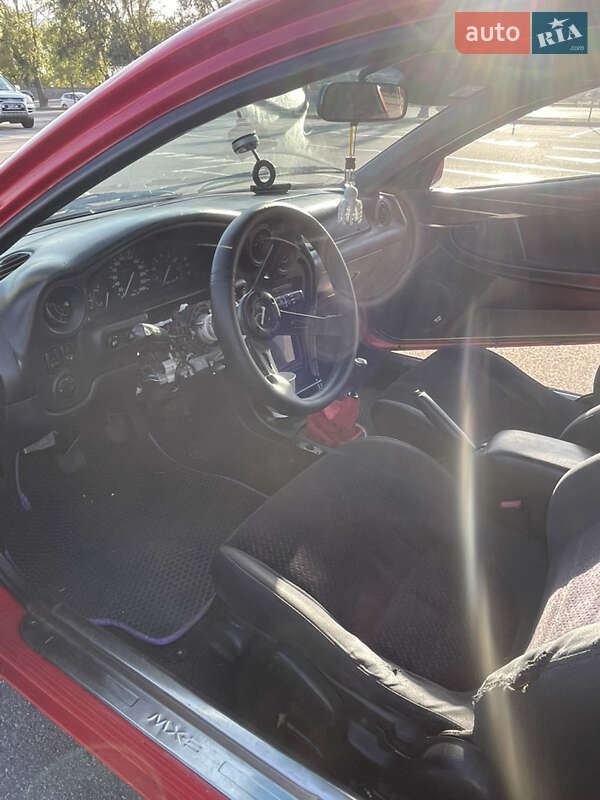 Купе Mazda MX-3 1993 в Киеве