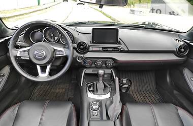 Кабриолет Mazda MX-5 2015 в Киеве