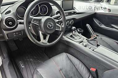 Родстер Mazda MX-5 2015 в 