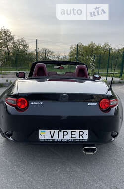Родстер Mazda MX-5 2016 в 