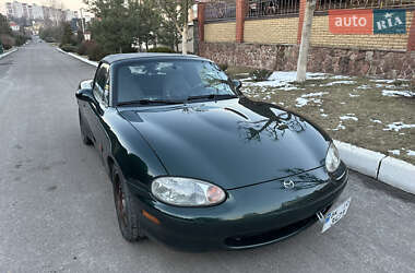 Родстер Mazda MX-5 1998 в 
