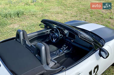 Родстер Mazda MX-5 2021 в 