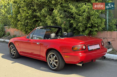 Родстер Mazda MX-5 1996 в 