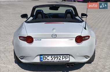 Родстер Mazda MX-5 2016 в 