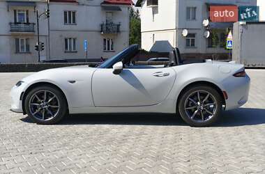 Родстер Mazda MX-5 2016 в 