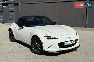 Родстер Mazda MX-5 2017 в Киеве
