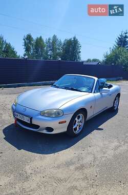 Родстер Mazda MX-5 2001 в 