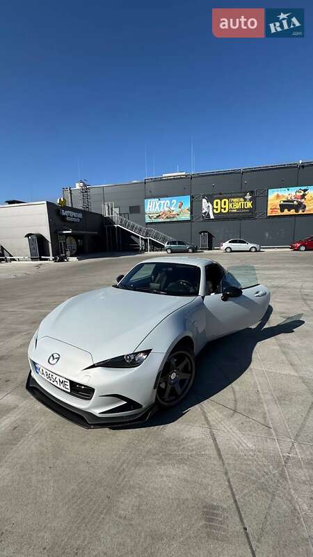 Родстер Mazda MX-5 2017 в Киеве