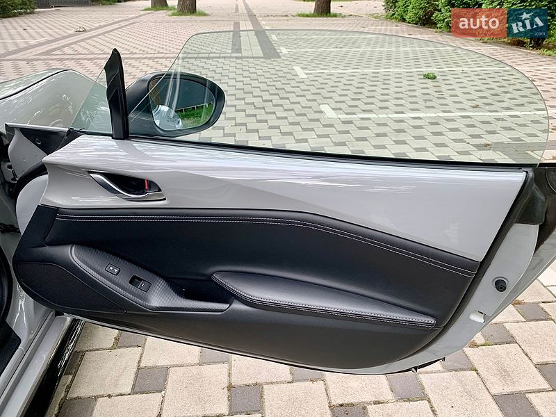 Родстер Mazda MX-5 2024 в Киеве