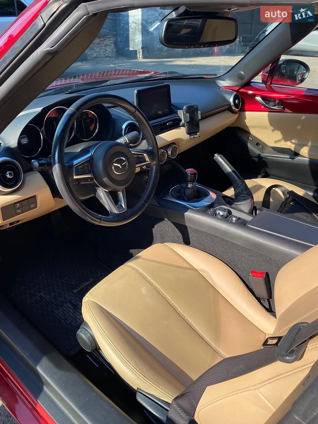 2017 Mazda MX-5 - мініатюра 8