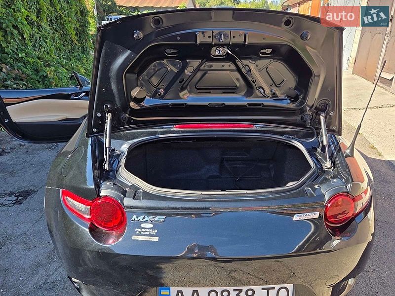 Родстер Mazda MX-5 2016 в Киеве
