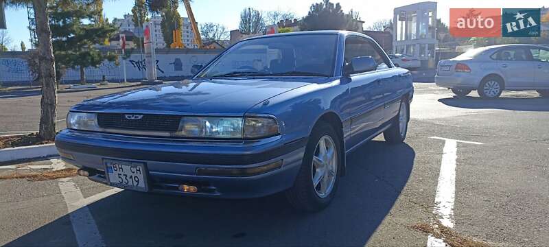 Седан Mazda Persona 1989 в Одесі