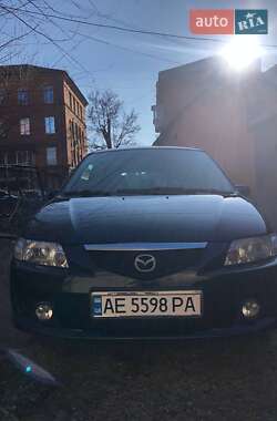 Минивэн Mazda Premacy 2004 в 
