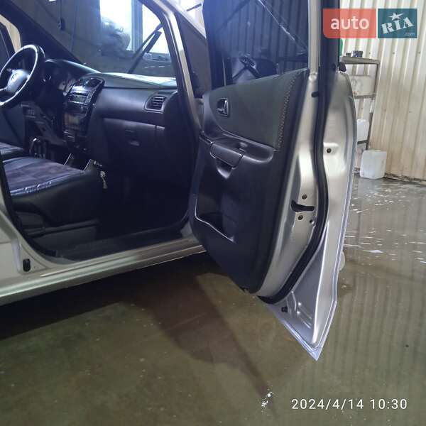 Минивэн Mazda Premacy 2003 в Шепетовке