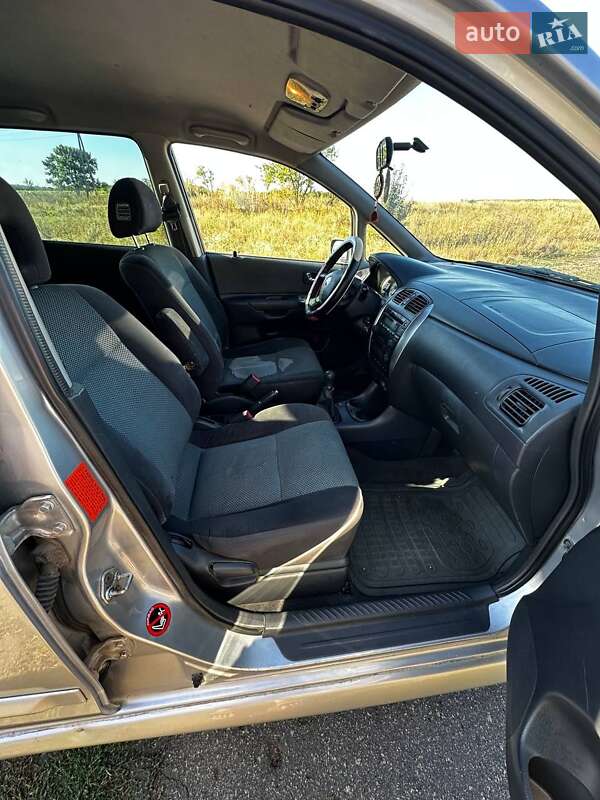 Минивэн Mazda Premacy 2004 в Кропивницком фото 14 Минивэн Mazda Premacy 2004 в Кропивницком