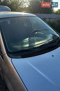 Минивэн Mazda Premacy 2004 в 