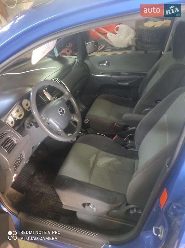 Минивэн Mazda Premacy 2002 в Вижнице