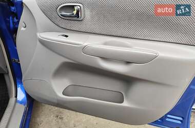 Минивэн Mazda Premacy 2002 в 