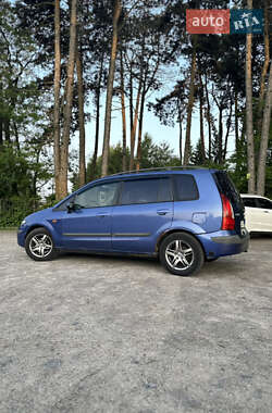 Минивэн Mazda Premacy 2000 в 