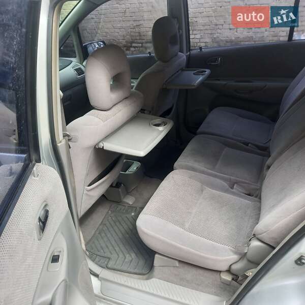 Минивэн Mazda Premacy 2003 в Вишневом