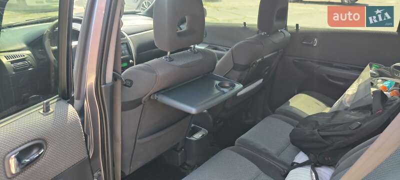 Минивэн Mazda Premacy 2005 в Киеве