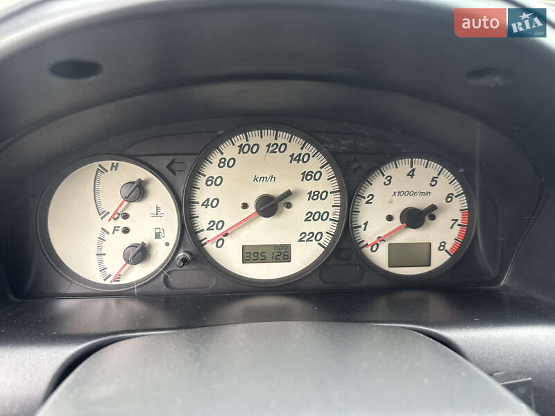 Минивэн Mazda Premacy 2003 в Киеве