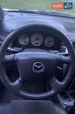 Минивэн Mazda Premacy 2002 в 