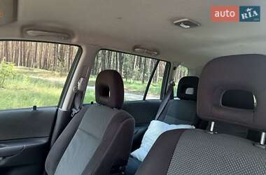 Минивэн Mazda Premacy 2004 в  фото 19 Минивэн Mazda Premacy 2004 в