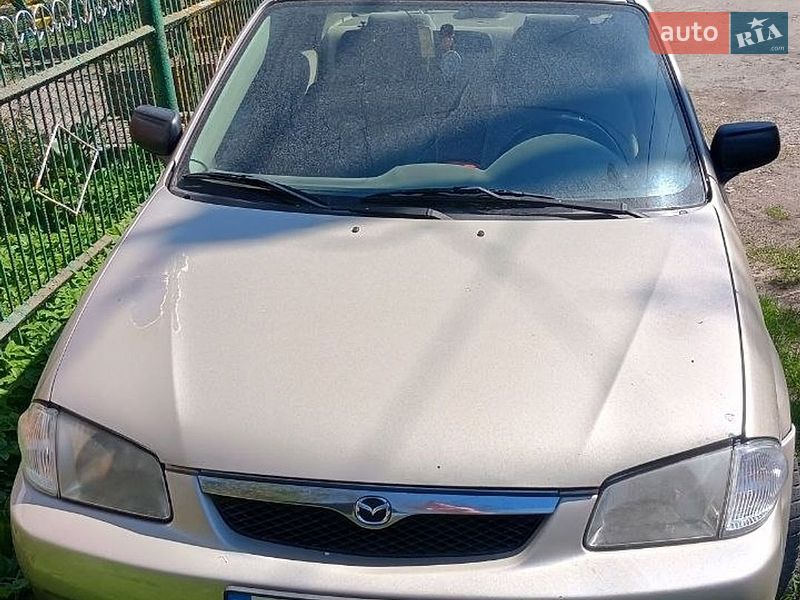 Седан Mazda Protege 2000 в Хмельницком