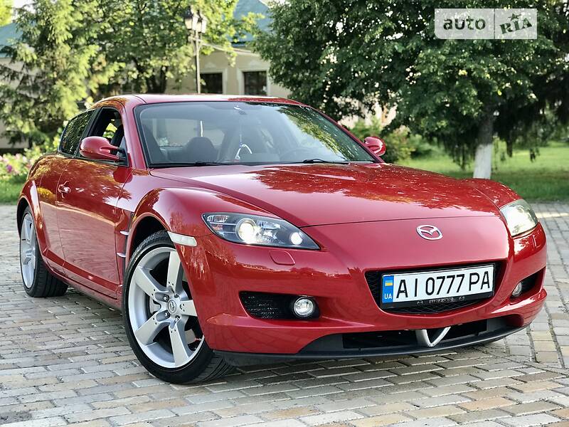 Автомобиль Mazda RX-8