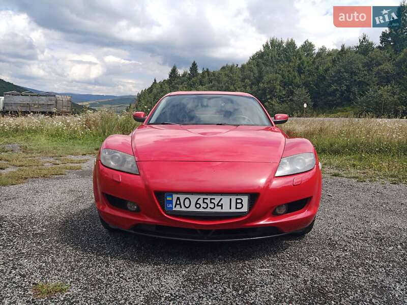 Купе Mazda RX-8 2004 в Воловцю