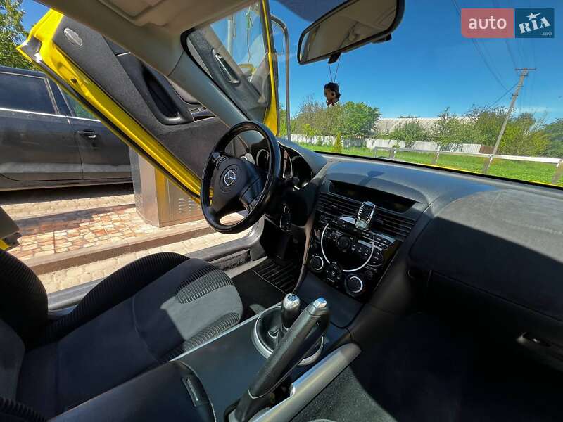 Купе Mazda RX-8 2004 в Києві