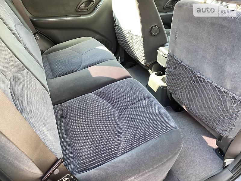 Позашляховик / Кросовер Mazda Tribute 2004 в Херсоні
