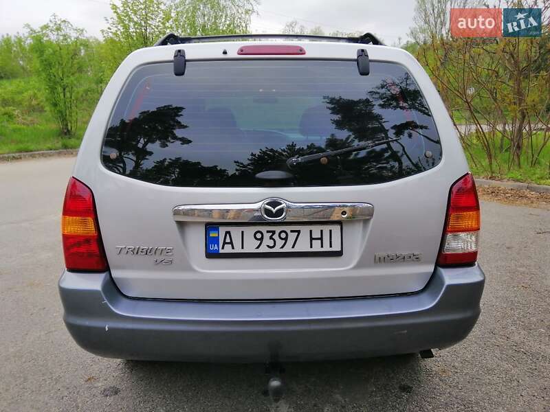 Внедорожник / Кроссовер Mazda Tribute 2002 в Ирпене