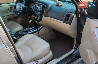 Внедорожник / Кроссовер Mazda Tribute 2005 в Хмельницком