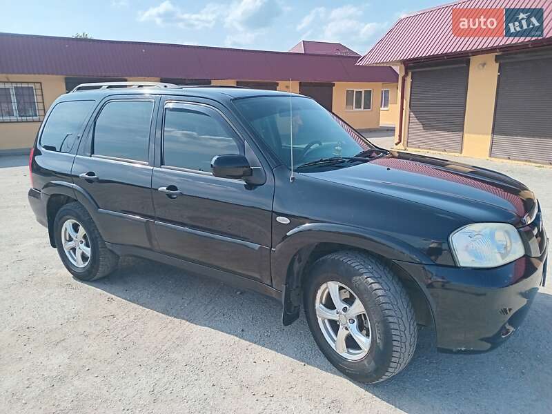 Позашляховик / Кросовер Mazda Tribute 2005 в Почаєві