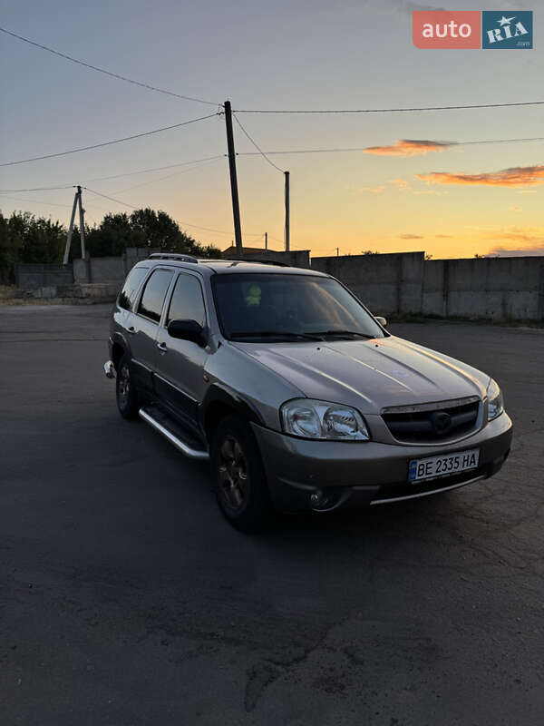 Внедорожник / Кроссовер Mazda Tribute 2002 в Первомайске