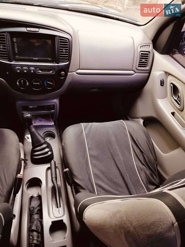 Внедорожник / Кроссовер Mazda Tribute 2001 в Золочеве фото 17 Внедорожник / Кроссовер Mazda Tribute 2001 в Золочеве