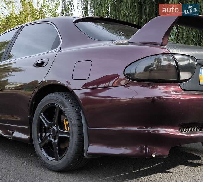 Седан Mazda Xedos 6 1996 в Ужгороде