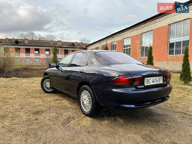 Седан Mazda Xedos 6 1998 в Дрогобыче