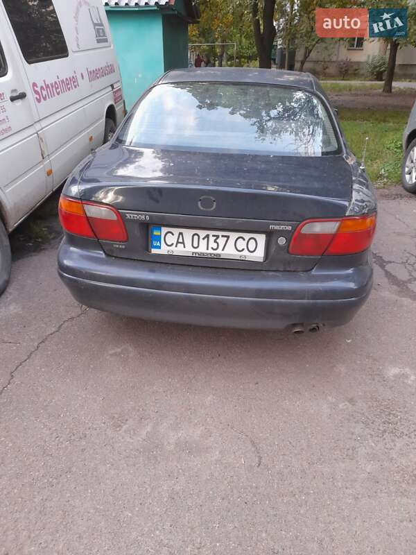 Седан Mazda Xedos 9 1995 в Черкасах