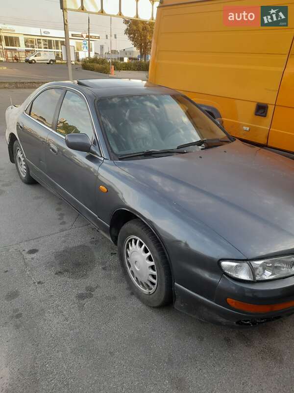 Седан Mazda Xedos 9 1995 в Черкасах
