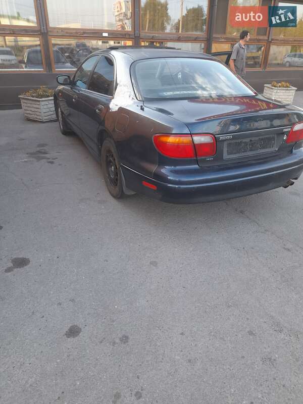 Седан Mazda Xedos 9 1995 в Черкасах